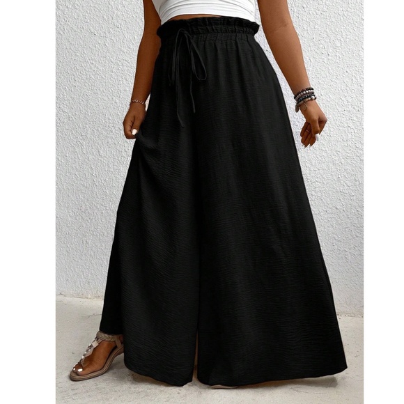 Plus Solid High Waisted Lightweight Wide leg Pants - Picture 3 of 7